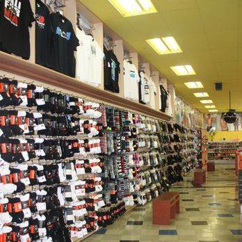 18300 Sherman Way, Reseda, CA 