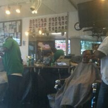 Cj's Barber Shop - Barbers Near Me - Lynnwood, Washington