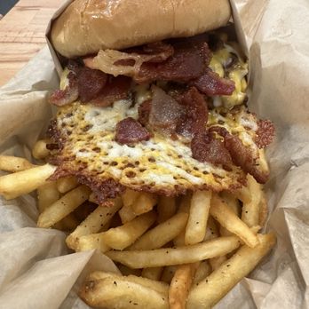 Krunch Burger - Single with bacon $9 - Burgers Near Me - La Mirada, California
