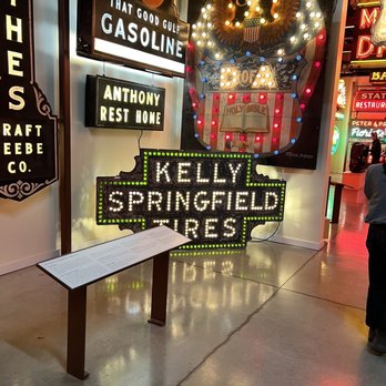 American Sign Museum - Light bulb sign - Museums Near Me - Cincinnati, Ohio American Sign Museum - Light bulb sign - Museums Near Me - Cincinnati, Ohio