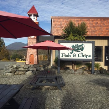 Jiggers Fish & Chips - Seating - Food Trucks Near Me - Ucluelet, British Columbia