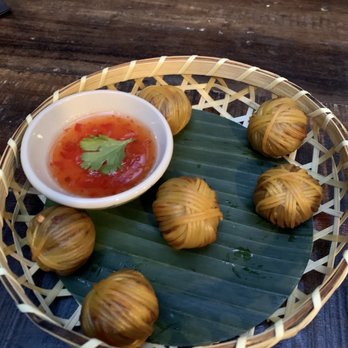 Wayla - Thai Near Me - New York, New York