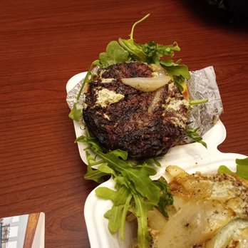Flat Iron Tap - Well Done burger - Burgers Near Me - Lake Geneva, Wisconsin