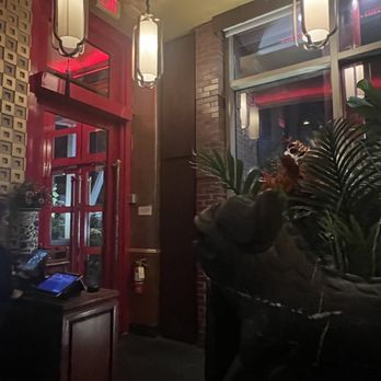 Grace's Mandarin - Asian Fusion Near Me - Oxon Hill, Maryland