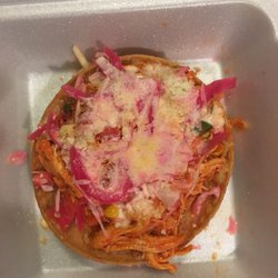 Latinos Latin American Grill - Chicken tostada