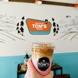 Traveling Toms Coffee