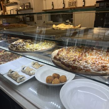 Brezza Pizza Kitchen - Pizza Near Me - Wading River, New York Brezza Pizza Kitchen - Pizza Near Me - Wading River, New York
