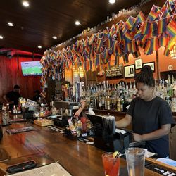 Vickery's Bar & Grill - Glenwood Park - Bar Area