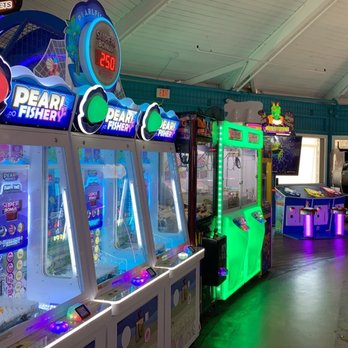 Pelican Pier Pavillion - Amusement Parks Near Me - Long Beach, California