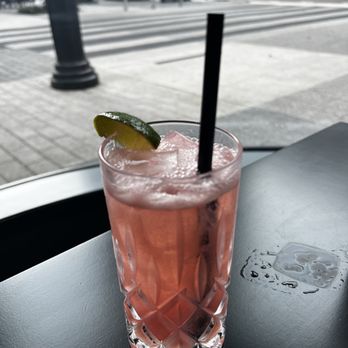 Small Giant - Permanent Vacation - Bars Near Me - Tampa, Florida