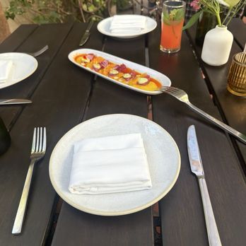 Loquita - Crudo - Spanish Near Me - Santa Barbara, California Loquita - Crudo - Spanish Near Me - Santa Barbara, California