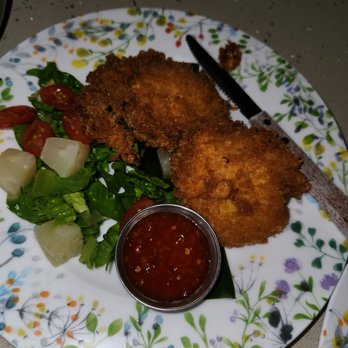 Forever Thai - Fried shrimp cake - Thai Near Me - Brooklyn, New York Forever Thai - Fried shrimp cake - Thai Near Me - Brooklyn, New York