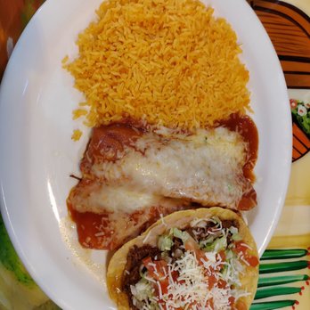 Los Laureles - Combo plate - Mexican Near Me - Leesburg, Florida Los Laureles - Combo plate - Mexican Near Me - Leesburg, Florida