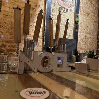 Sweet Sippin - Wine Bars Near Me - Simpsonville, South Carolina Sweet Sippin - Wine Bars Near Me - Simpsonville, South Carolina