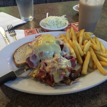 Oconee East Diner - Reuben in the process of making me happy. - Diners Near Me - Islip, New York