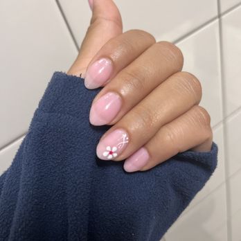 FC Nails & Lashes Spa - Light pink gel manicure with flower design - Eyelash Service Near Me - Poway, California FC Nails & Lashes Spa - Light pink gel manicure with flower design - Eyelash Service Near Me - Poway, California