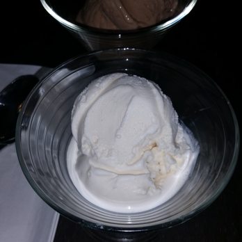 Juliana's - Brooklyn Ice Cream. Already melted when we got it..... :( - Pizza Near Me - Brooklyn, New York