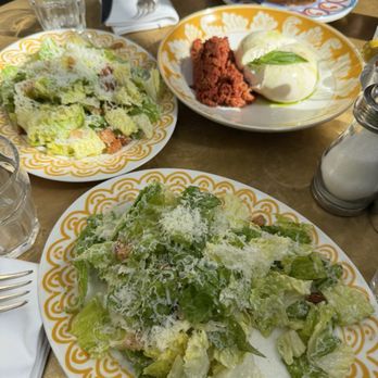 Pink Mamma - Burrata & caesar salad - Steakhouses Near Me - Paris, 75