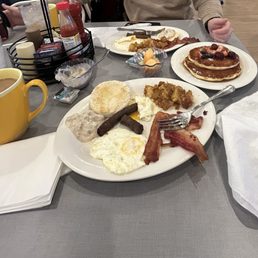 Bacon eggs sausage pancakes Bacon eggs sausage pancakes