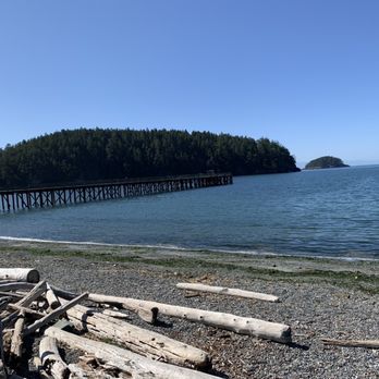 Deception Pass Park - Bowman Bay - Pier at the beach. - Parks Near Me - Anacortes, Washington Deception Pass Park - Bowman Bay - Pier at the beach. - Parks Near Me - Anacortes, Washington