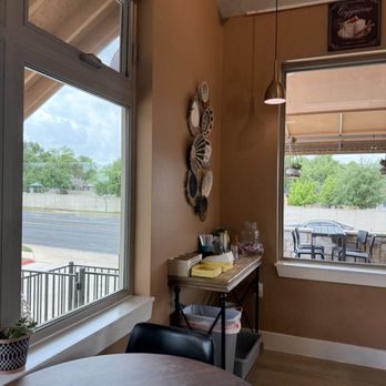 Drinkle Coffee - Coffee & Tea Near Me - Austin, Texas
