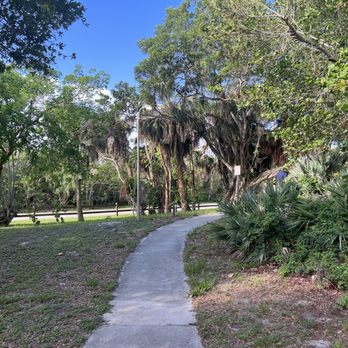 Rising Tide Explorers - Entrance area - Rafting/Kayaking Near Me - Naples, Florida