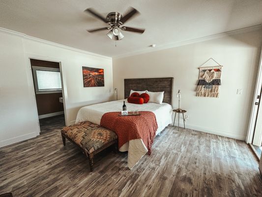 Woody Mountain Campground and Bed & Breakfast by null