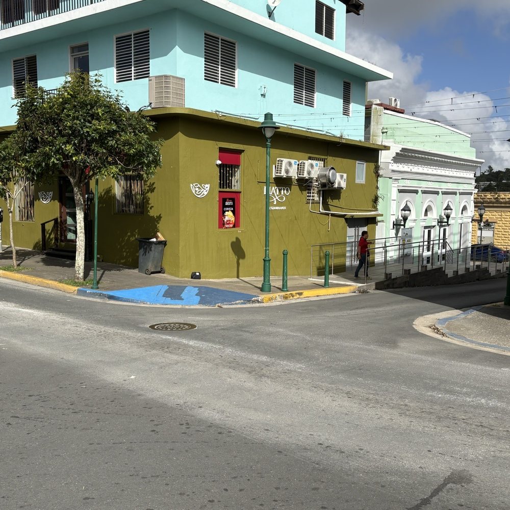Piatto - Local de esquina frente a la plaza - Breakfast & Brunch Near Me - Aibonito, Puerto Rico Piatto - Local de esquina frente a la plaza - Breakfast & Brunch Near Me - Aibonito, Puerto Rico