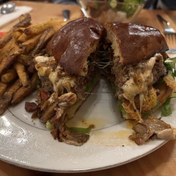 Rhody Roots - Best Burger in Rhode Island - Gluten-Free Near Me - Warren, Rhode Island