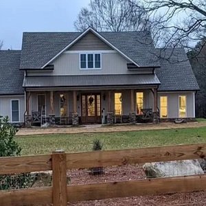 Slide of Nutt Roofing & Siding