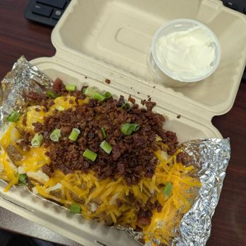 Monadnock Eats - Classic potato with cheese, bacon, scallions, and sour cream. - Caterers Near Me - Peterborough, New Hampshire Monadnock Eats - Classic potato with cheese, bacon, scallions, and sour cream. - Caterers Near Me - Peterborough, New Hampshire