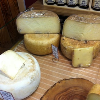 Bachelet Gabriel - Fromager Affineur - Cheese Shops Near Me - Lons, 64