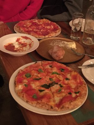 Vagabond Pizza by null