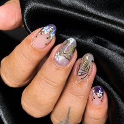 Blooming Nails and Spa