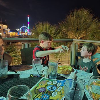 Fish Tales - Fun with family and friends - Seafood Near Me - Galveston, Texas