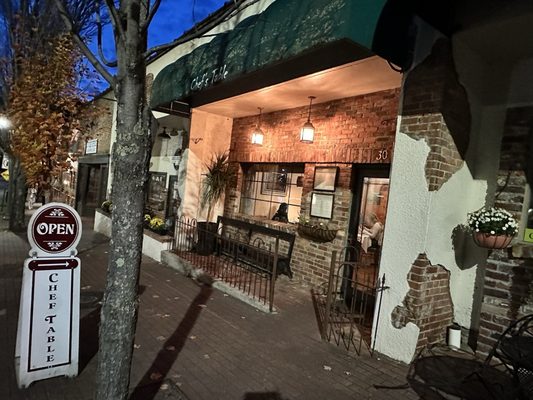 Chef's Table by null