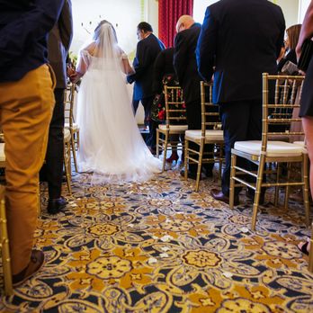 Quantum Party Productions - Beautiful gold chiavari chairs! - DJs Near Me - St. Helena, California