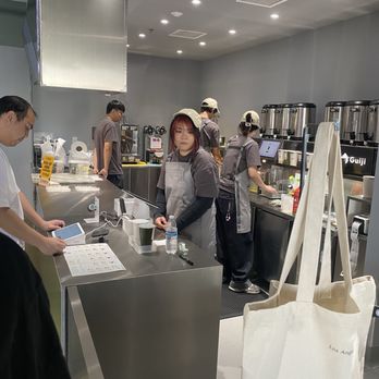 Guiji - Inside - Bubble Tea Near Me - San Gabriel, California