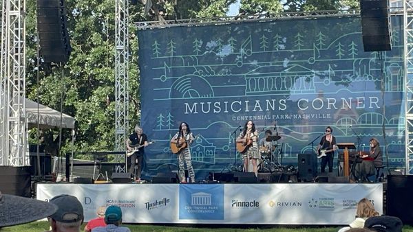 Musicians Corner by null