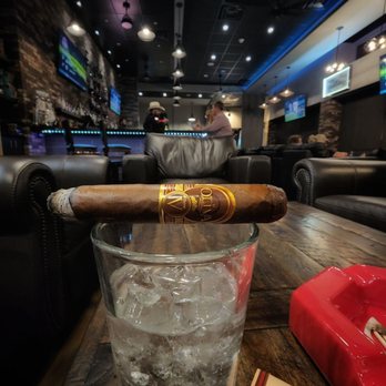 Clubhouse Cigar Bar - Oliva series v 135th anniversary - Tobacco Shops Near Me - Tomball, Texas Clubhouse Cigar Bar - Oliva series v 135th anniversary - Tobacco Shops Near Me - Tomball, Texas