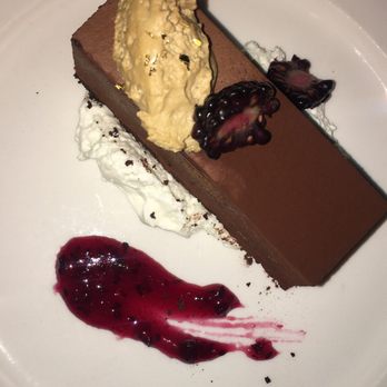 360 Restaurant - Chocolate moose - Canadian (New) Near Me - Toronto, Ontario