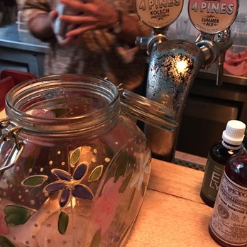 Dingo's - Tip jar is amazing - Cocktail Bars Near Me - Collingwood, VIC