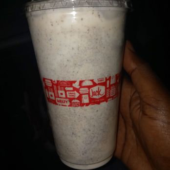 Jack in the Box - Oreo Shake!!! - Fast Food Near Me - El Centro, California