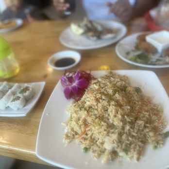 Tail Whip Restaurant & Bar - R5. SHRIMP & CRAB FRIED RICE (Copy) - Seafood Near Me - Ashland, Virginia