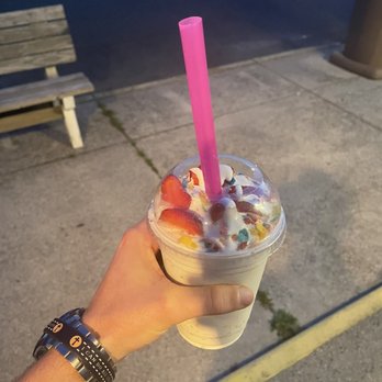 Churn House Ice Cream - Sweet tooth milkshake - Ice Cream & Frozen Yogurt Near Me - Ocean City, New Jersey