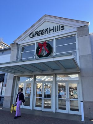 The Mall at Green Hills by null
