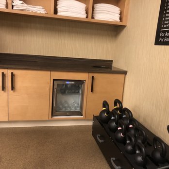 Grand Reserve - Fridge with complimentary water in fitness center - Hotels Near Me - Napa, California Grand Reserve - Fridge with complimentary water in fitness center - Hotels Near Me - Napa, California