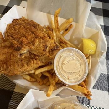 Bayou bites - Catfish plate minus the coleslaw - Cajun/Creole Near Me - Gardnerville, Nevada