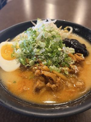 Tosh's Ramen-State Street by null