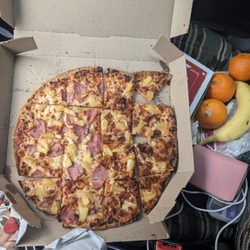 Domino's Pizza - Burnt pizza very dried out from over baking ... crumbly